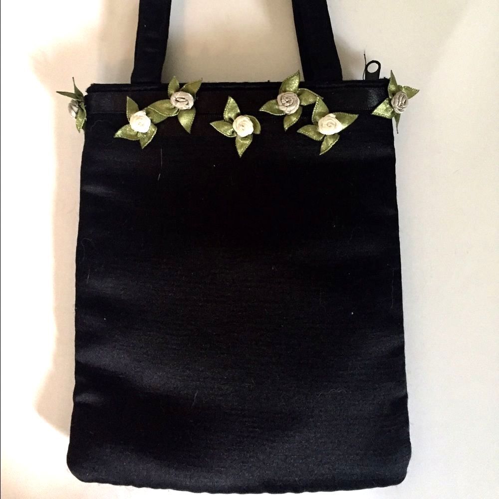[Bloomingdale's] Small Black Silk Flower Evening Bag - Picture 4 of 4